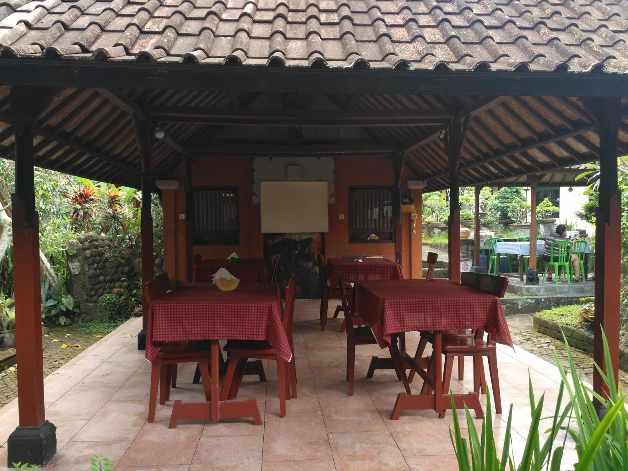 Dhangin Taman Karangasem Eksteriør bilde